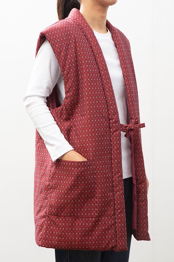 ＜送料無料＞綿入れちゃんちゃんこ 男女兼用 ドビー織 あられ柄 ベスト ポンチョ 袖なし 半纏 袢纏 半天 メンズ レディース 防寒 ギフト プレゼント 日本製 久留米産