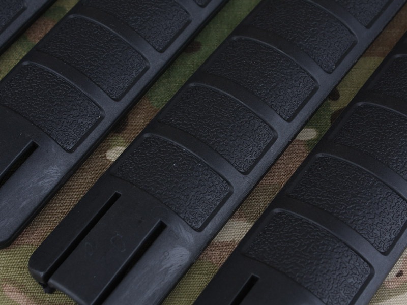 BIGDRAGON Tango Down 6インチ BP-4タイプ レールグリップ DE