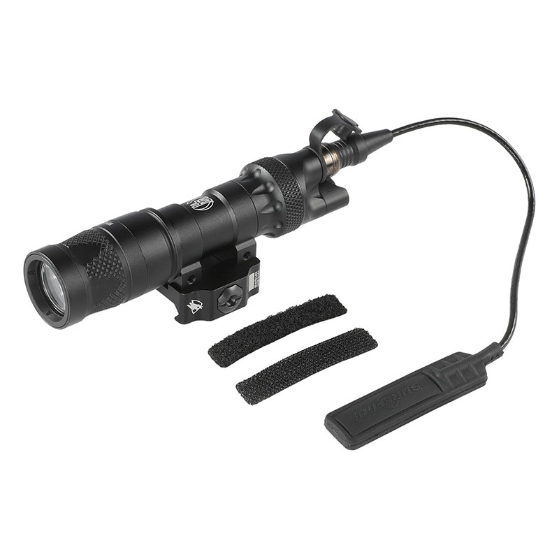 SOTAC GEAR製 SureFireタイプ M323V ライトスイッチ付き SOTAC GEAR SUREFIRE M323Vタイプ ウェポンライト BK