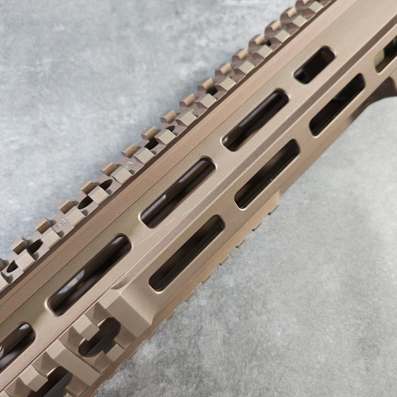 訳あり品】Zparts Geissele MK4タイプ 10inchハンドガード Federal刻印