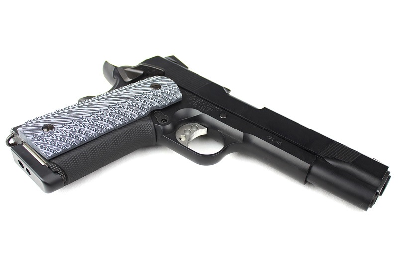 1911 A1系改Spring fieldarmoryグリップパネル