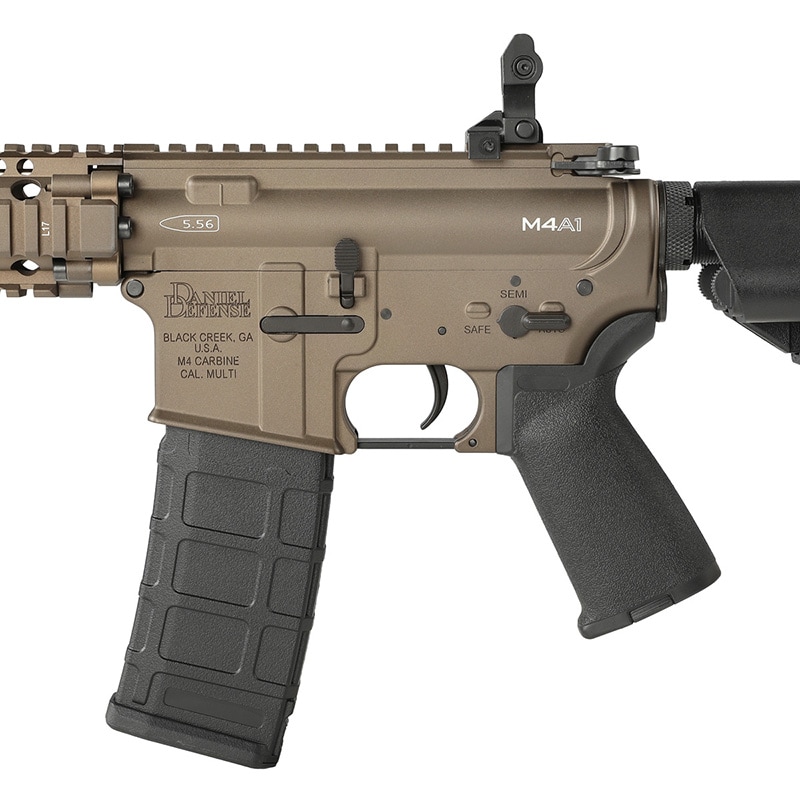 ニ*ム様 DANIEL DEFENSE 電動ガン m4 ニ*ム様 DANIEL DEFENSE 電動ガン