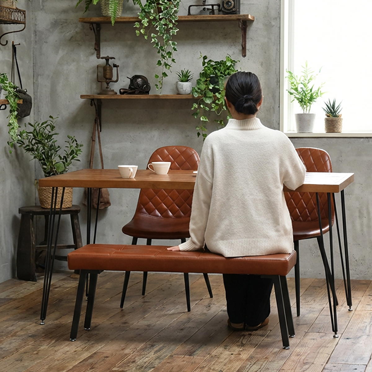 infinite�������˥󥰥ơ��֥� W150