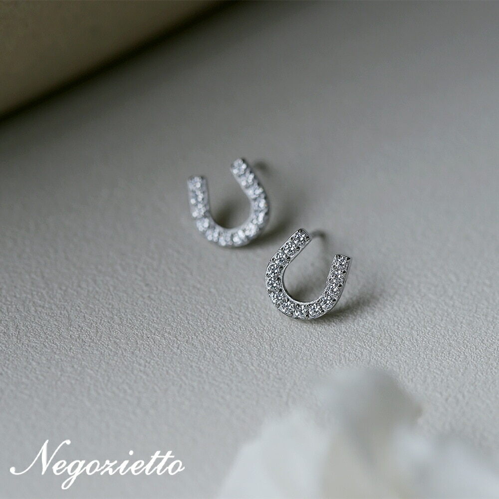 ピアス   1.5MM スワロCZ 馬蹄