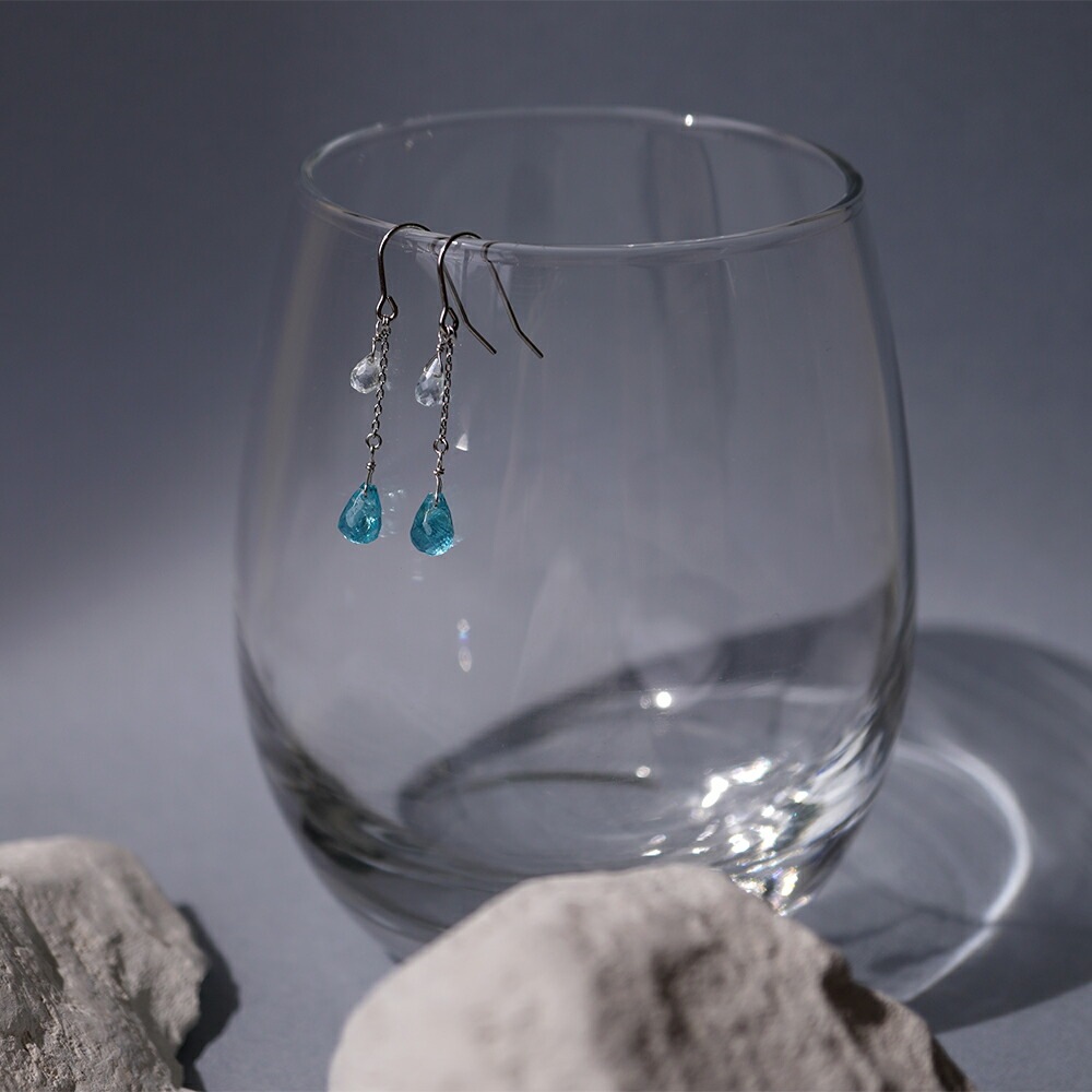 ピアス   WRフック(小) 4X6MM ブリオ アパ/アクア