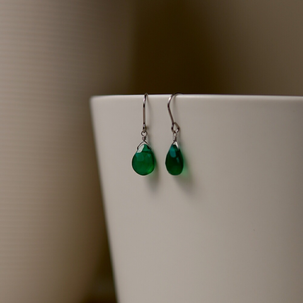 ピアス   WRフック(小) 6X8MM P/S ブリオ Gオニキス