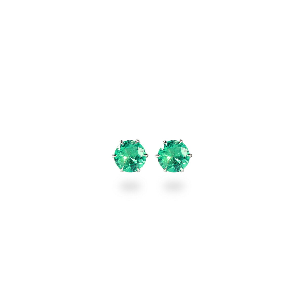 【片耳販売】エメラルド ダイヤモンドカット スタッドピアス ［3mm］