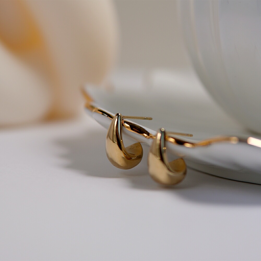 《Large》ドロップ スタッドピアス