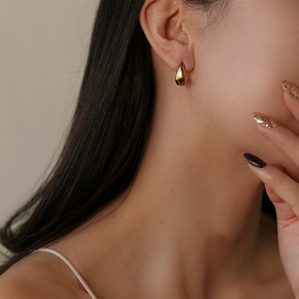 《Large》ドロップ スタッドピアス