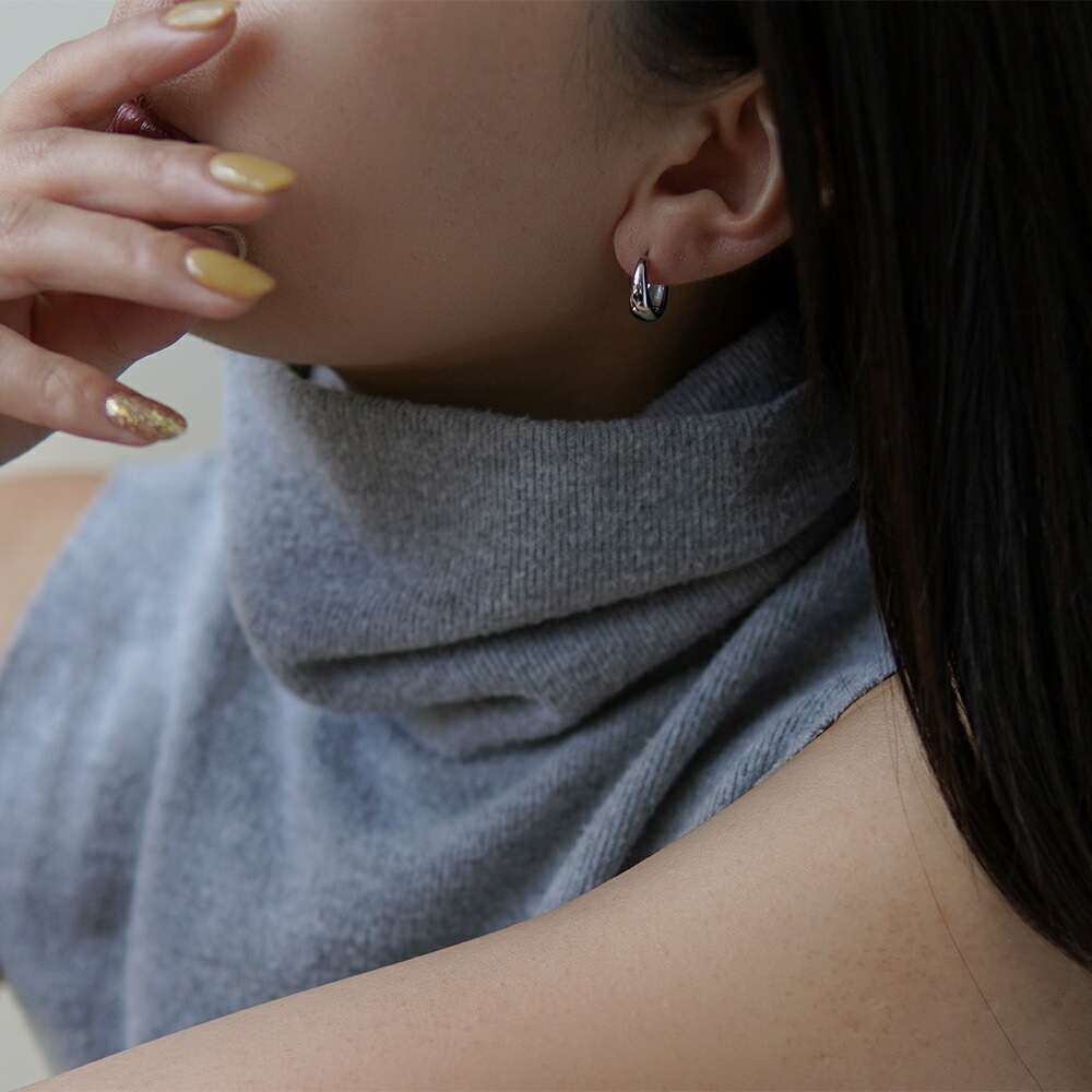 月甲丸 中折れ式ピアス 5mm×15mm