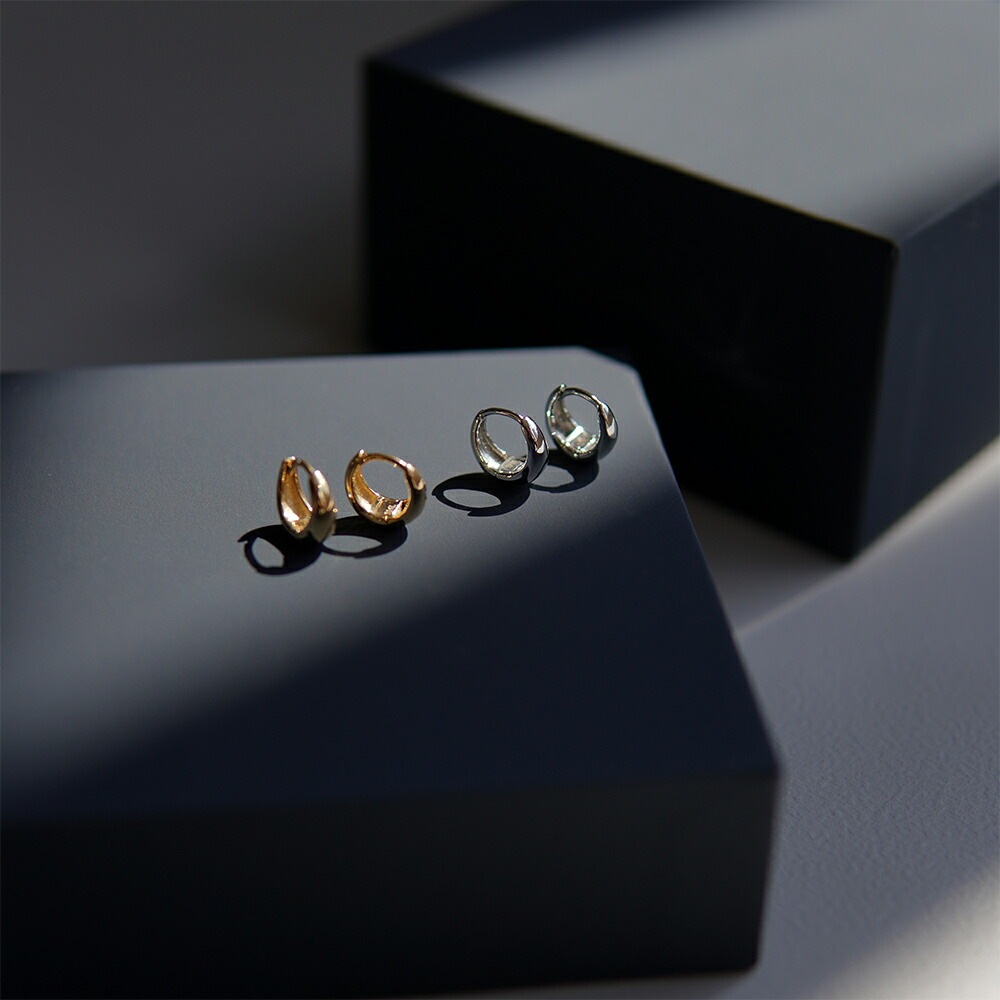 月甲丸 中折れ式ピアス 5mm×10mm