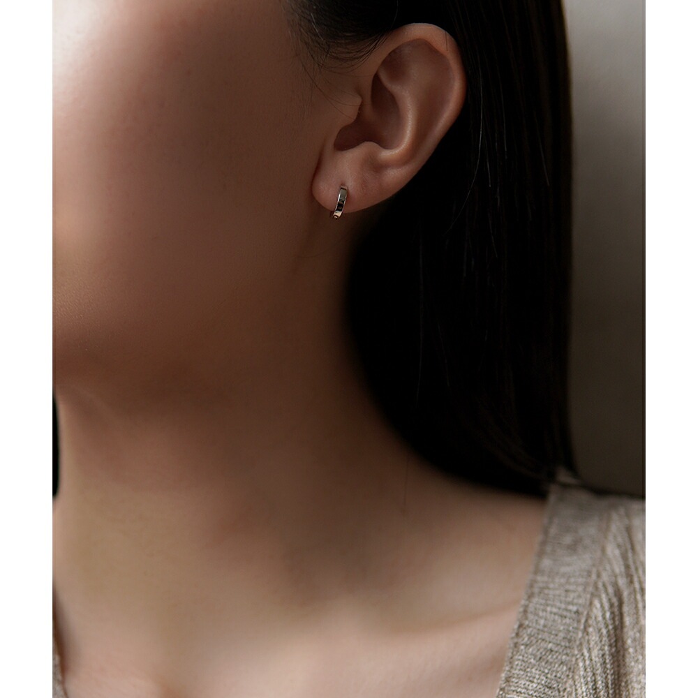 平打ちフープ 中折れ式ピアス 2mm×10mm