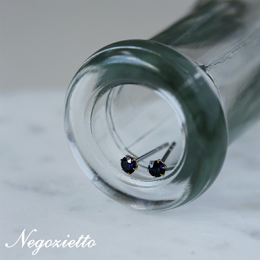 サファイア ダイヤモンドカット スタッドピアス ［3mm］