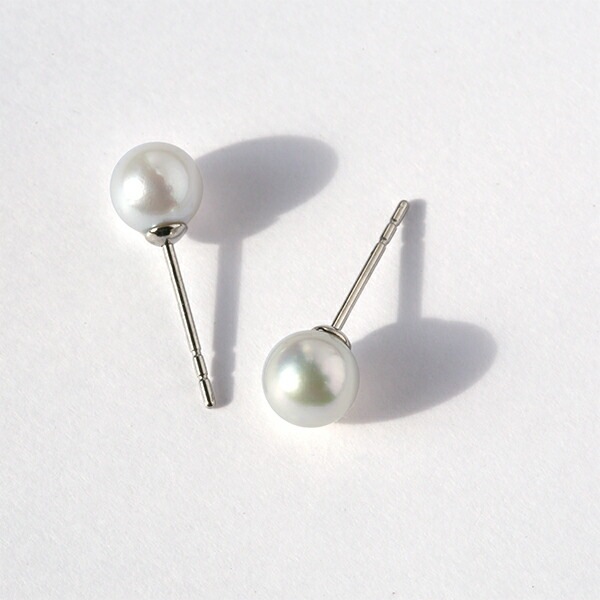 【片耳販売】あこや真珠 スタッドピアス ［6mm］