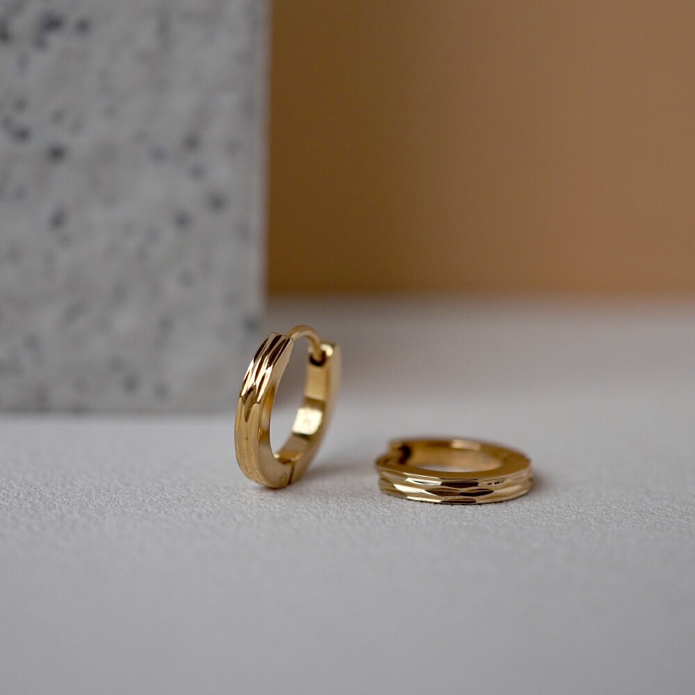 《TypeB》ダイヤモンドカット フープ 中折れ式ピアス 2mm×13mm