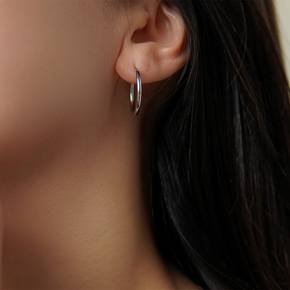 パイプクロッシングフープピアス 2mm×20mm