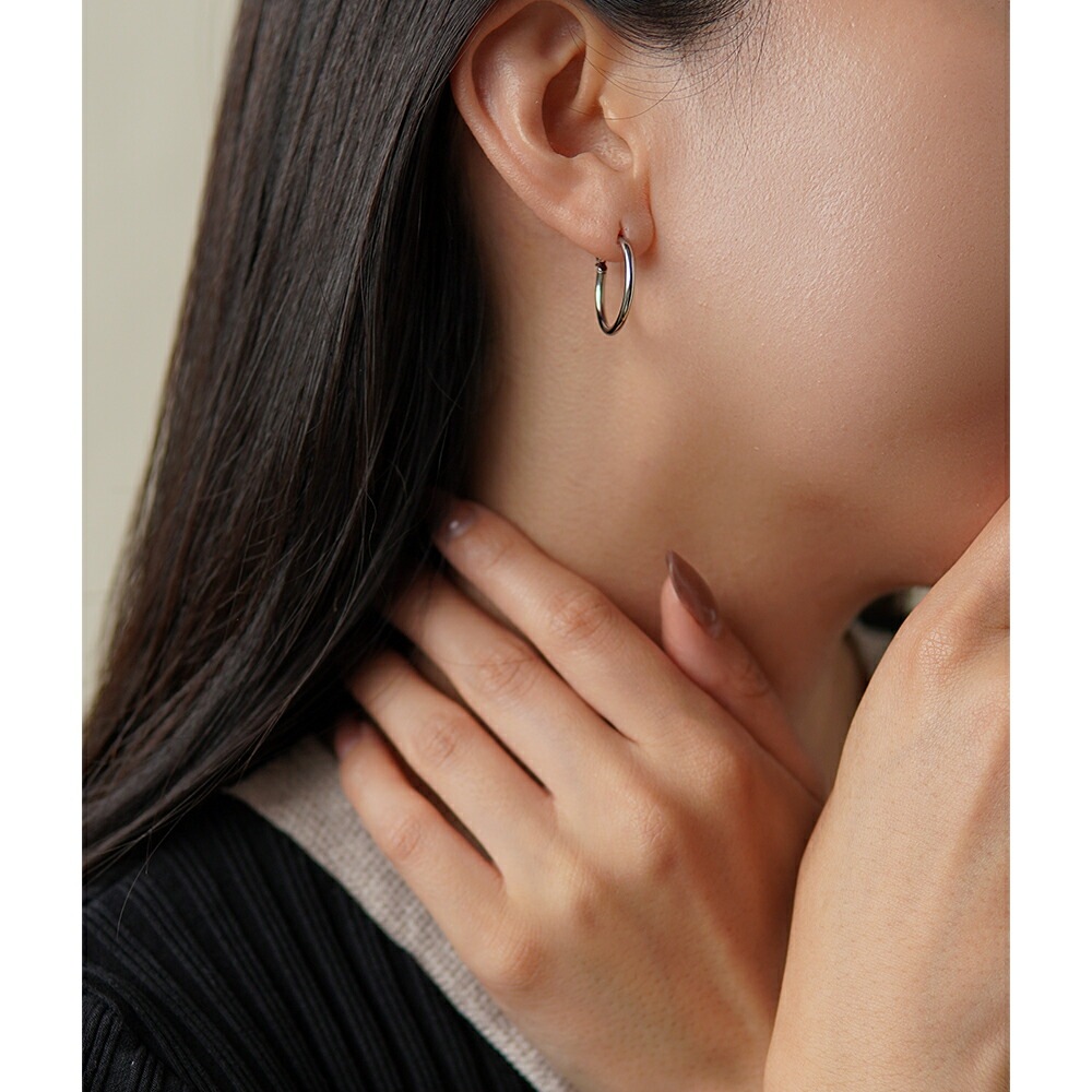 パイプクロッシングフープピアス 2mm×20mm