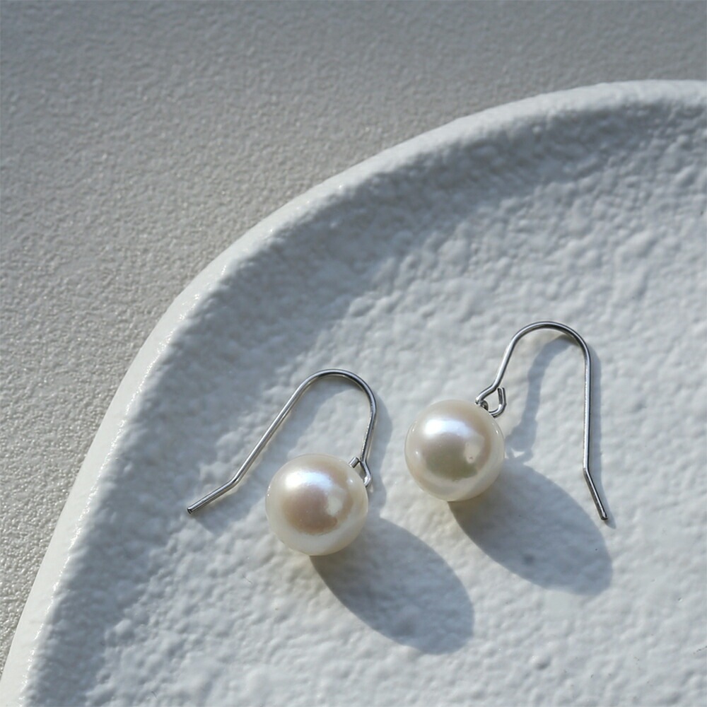 ピアス WRフック(小) 8MM 本パール