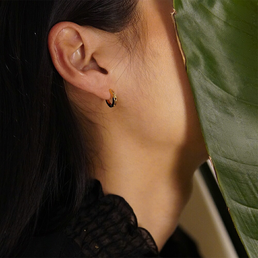【片耳販売】《TypeD》ダイヤモンドカット フープ 中折れ式ピアス 2mm×13mm