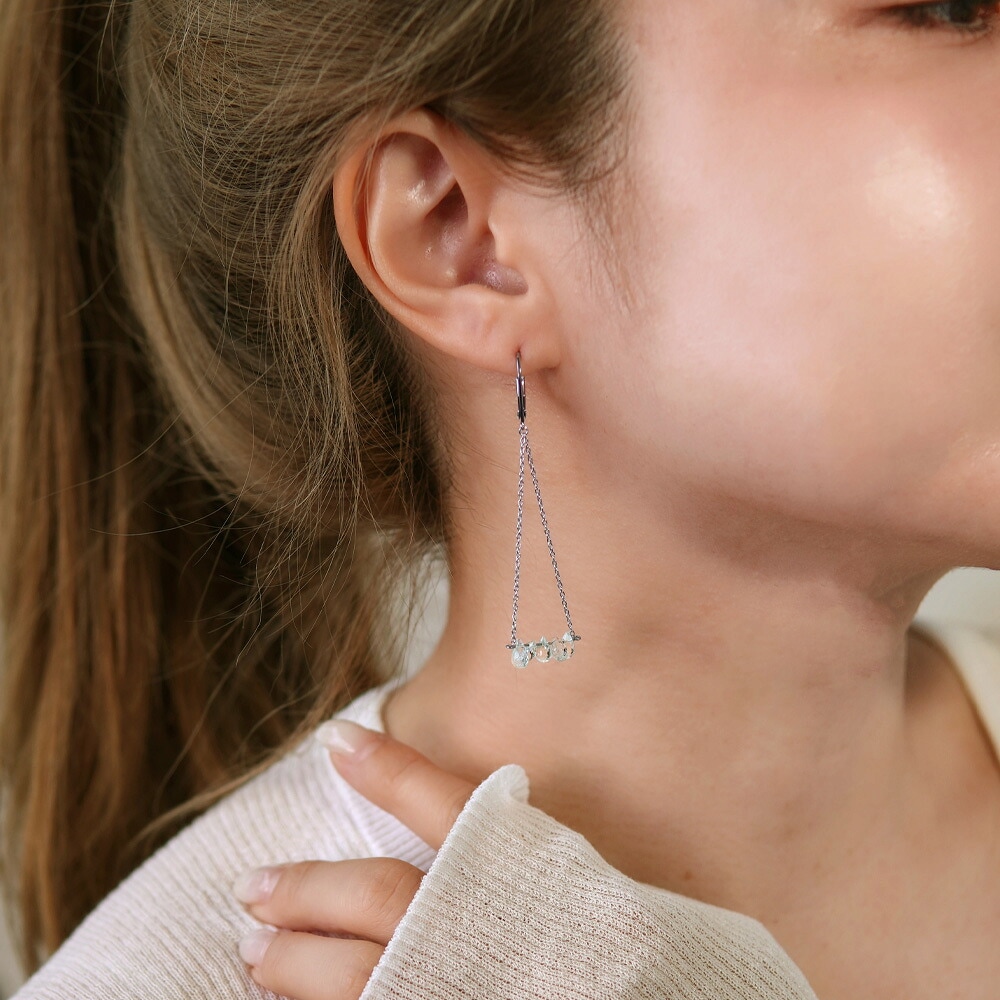 ピアス WRフック(小) 3*5MM アクアマリン ブリオ