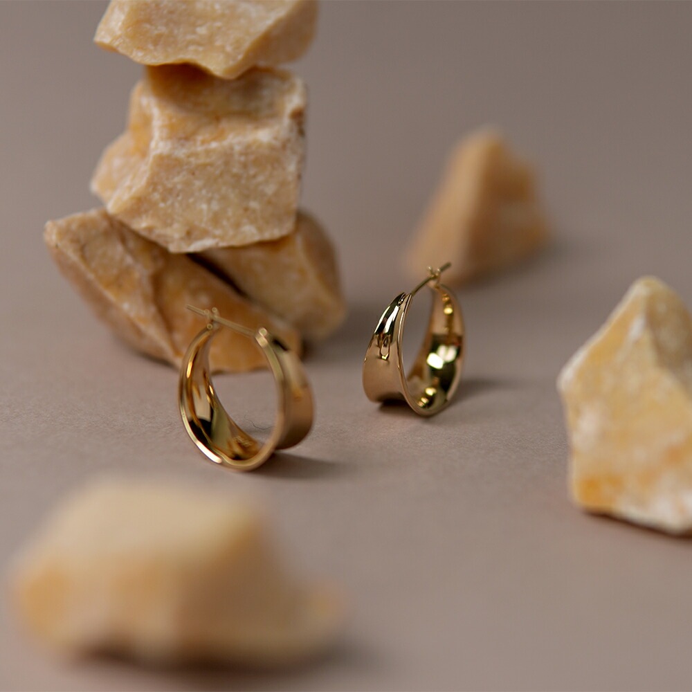 【片耳販売】ワイドメタル フープクロッシングピアス