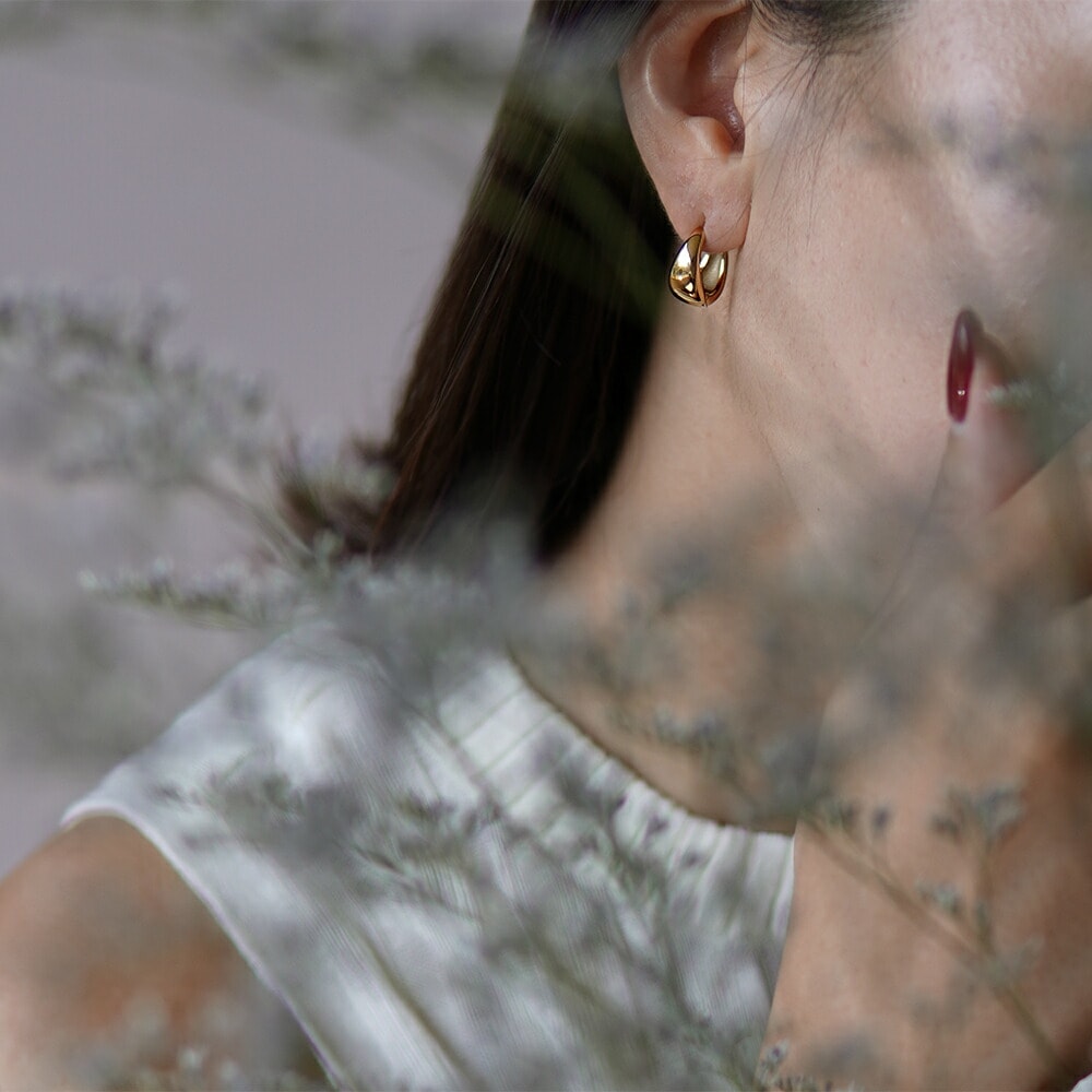 月甲丸 中折れ式ピアス 7mm×15mm