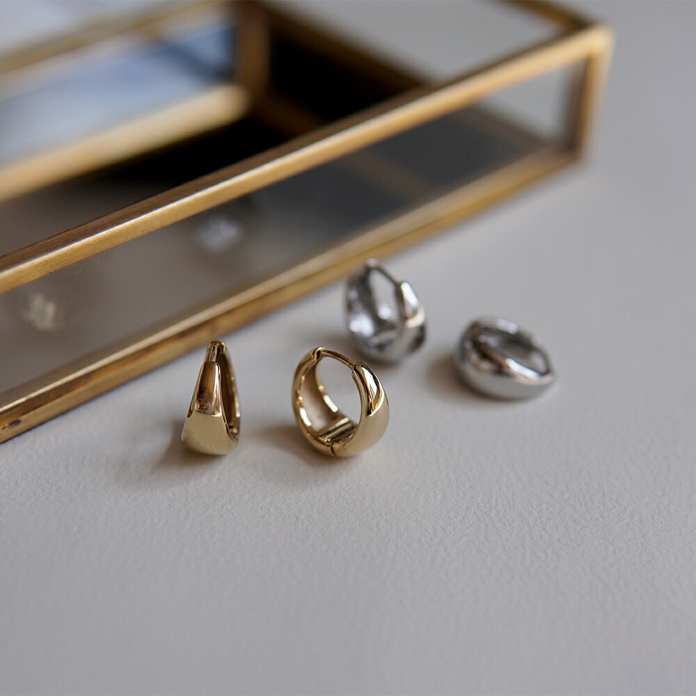 月甲丸 中折れ式ピアス 7mm×15mm