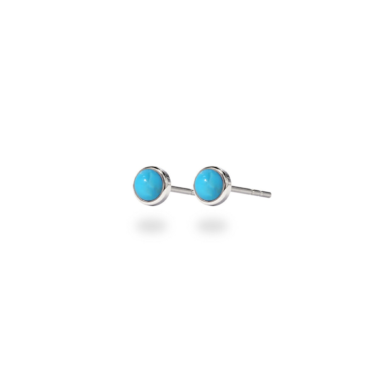 ターコイズ カボションカット  覆輪風 スタッドピアス ［3mm］