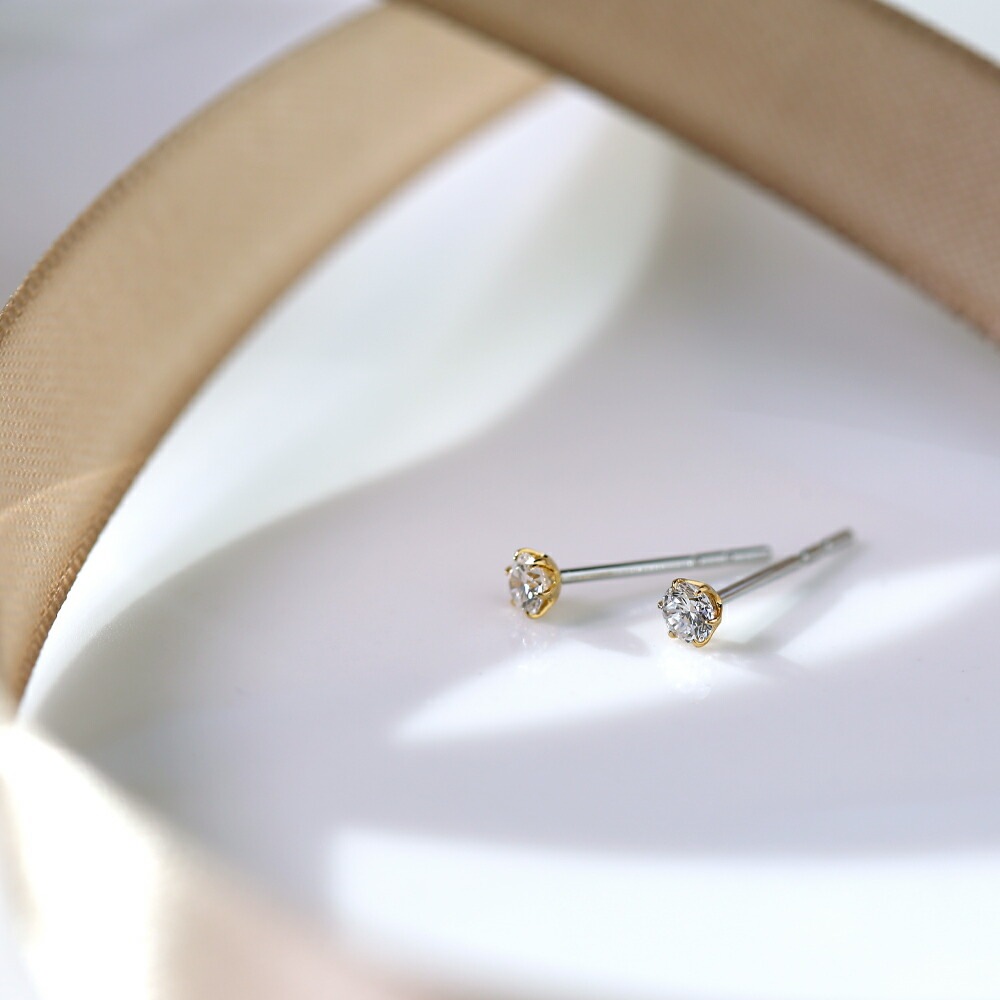 【片耳販売】0.1ct ラボグロウンダイヤモンド スタッドピアス