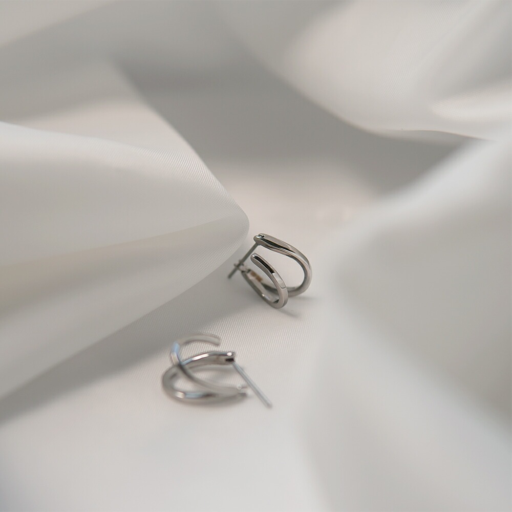 ツイン フープクロッシングピアス