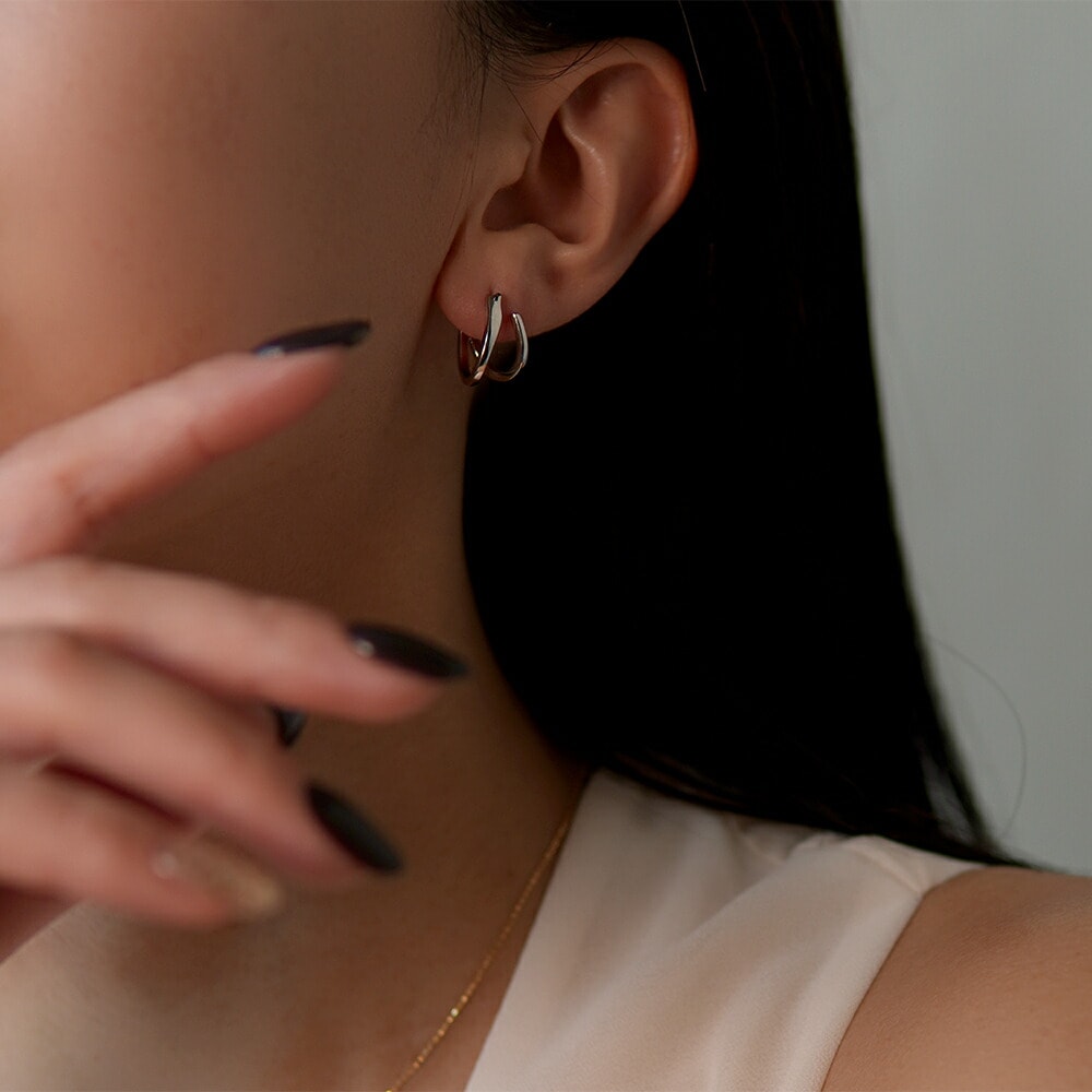 ツイン フープクロッシングピアス