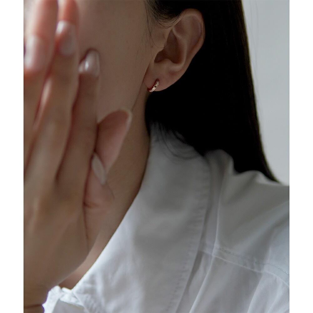 甲丸フープ 中折れ式ピアス 2mm×10mm