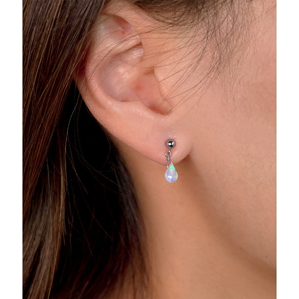 ピアス 3MM半丸 4X6MM P/S ブリオ オパール