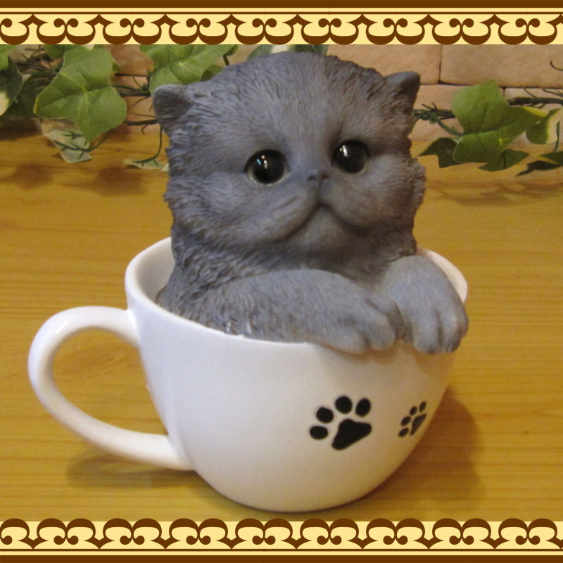 ペルシャネコ　陶器製置物　ITALY 訳あり　ペルシャ猫　ねこ　置物猫オブジェ ペルシャ猫 陶器猫 猫置物 置き物 オーナメント・オブジェ
