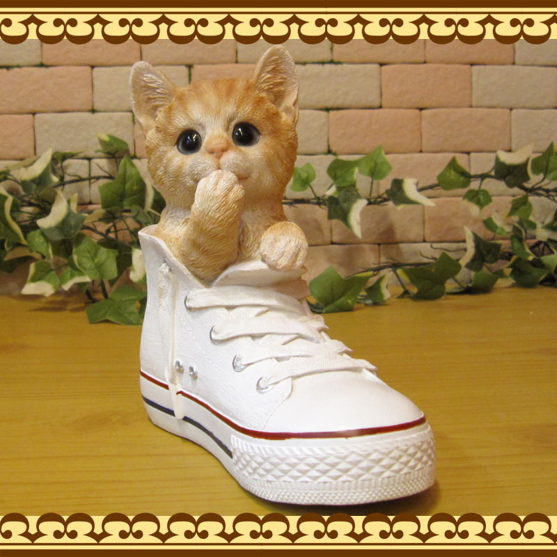 最終値下げ加藤日砂ミニチュア・レア・長靴をはいたトラ猫 猫の置物 シューズキャット チャトラ ねこオブジェ レジン製