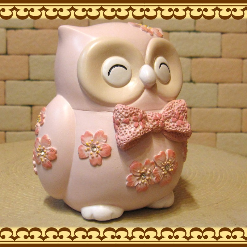 フクロウの置物 可愛い アニマルバンク さくら ふくろうの貯金箱 お花