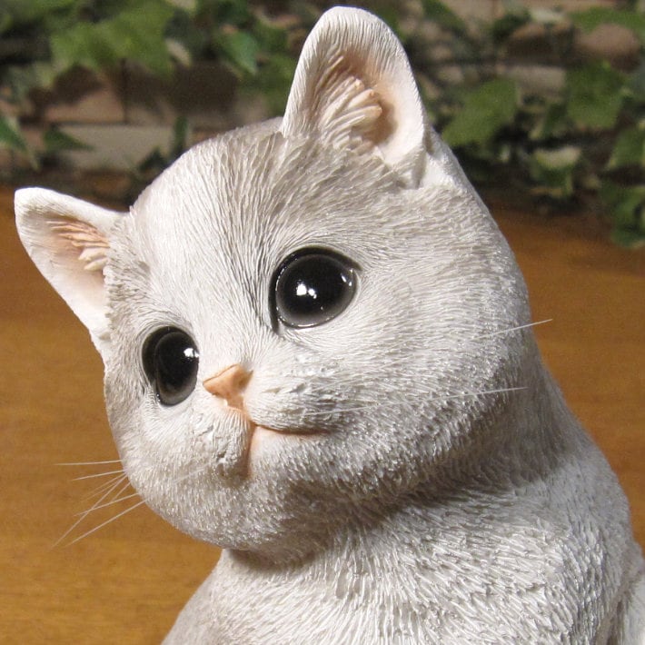 ネコ　置物 ネコ 置物 お散歩ネコの置物 猫の置物 猫 手作り 木彫り 木製