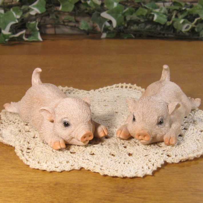 子ぶた リアルな豚の置物 ミニツイン ブー 2体セット ブタ オブジェ