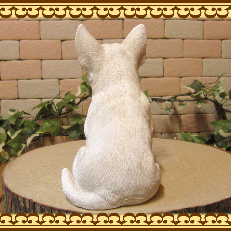 ���������Υ���ƥꥢ�ˤ����Υ����ʥ��ȤȤ��Ƥ�����ꥢ��ʸ�����ʪ���֥�ƥꥢ���Ҥ��̤Υե����������¤�