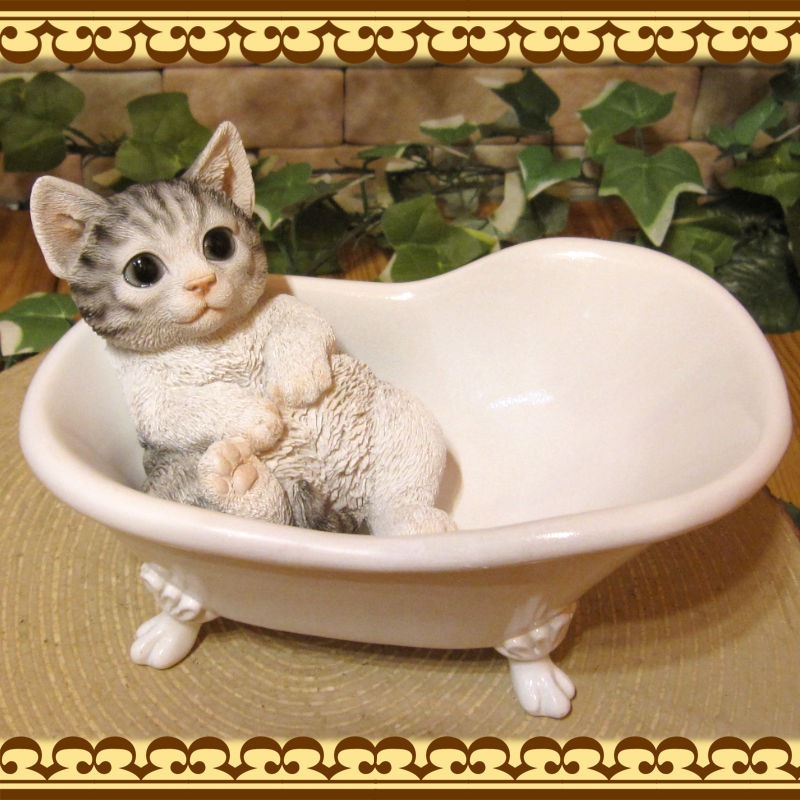 �ꥢ���ǭ����ʪ���Х����֡�����åȡ����졼���ͥ��Υե����奢���ͤ��Υ��֥��������������Υ���ƥꥢ�ˤ����Υ����ʥ��ȤȤ��Ƥ��