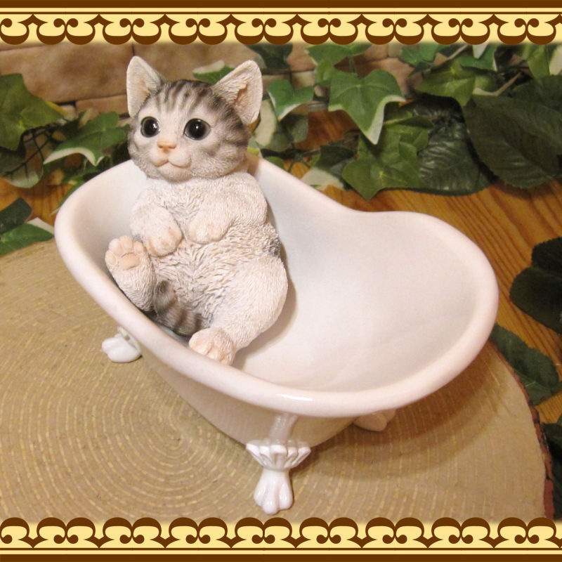 �ꥢ���ǭ����ʪ���Х����֡�����åȡ����졼���ͥ��Υե����奢���ͤ��Υ��֥��������������Υ���ƥꥢ�ˤ����Υ����ʥ��ȤȤ��Ƥ��