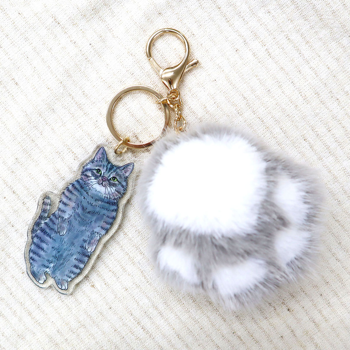 NEW】ねこの肉球ファーチャーム | グッズ | NEKOLAB公式オンラインショップ