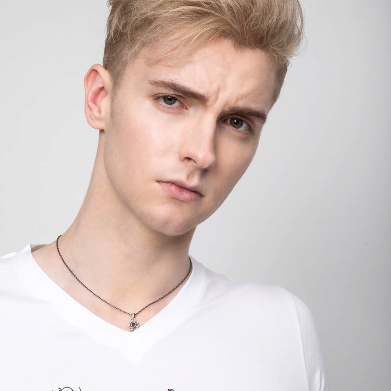 シルバー ガーネット クリムゾンローズチャーム シルバー