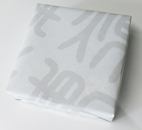 葛ねり4個入り(くずねり もと煉り黒蜜がけ・黒ごま黒蜜がけ) 東京