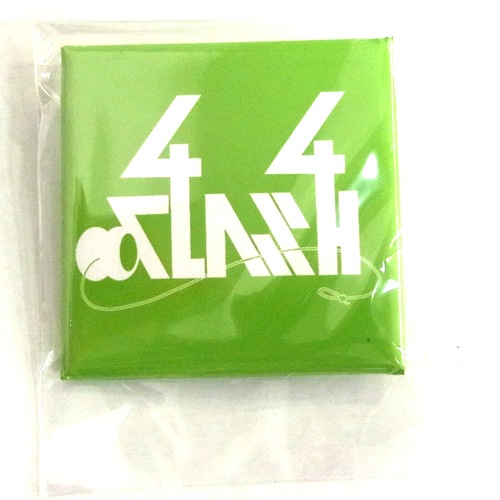 44クラッシュ　ピンバッジ