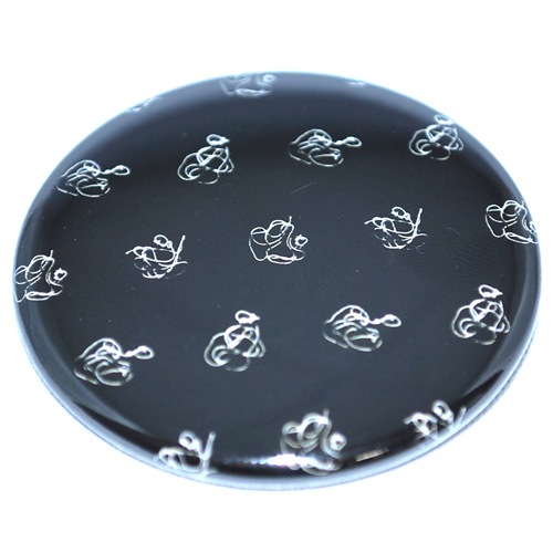 デッド ストリング バッジ