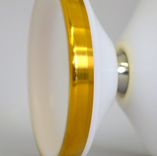 【品番48】POMストーム(ホワイト×ゴールドリム)