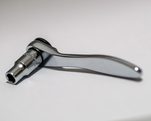 ギャップ調整用ソケットレンチ
