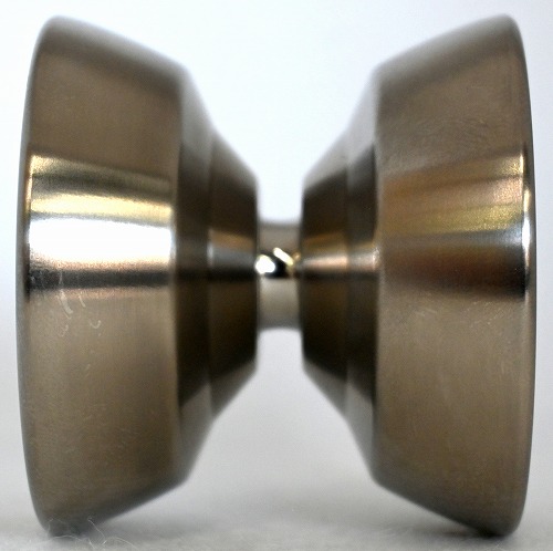 【品番95】レヴォラ（RAW）