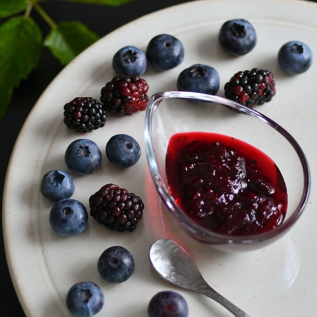 【月うさぎ】ブラックベリーとブルーベリージャム（常温便）